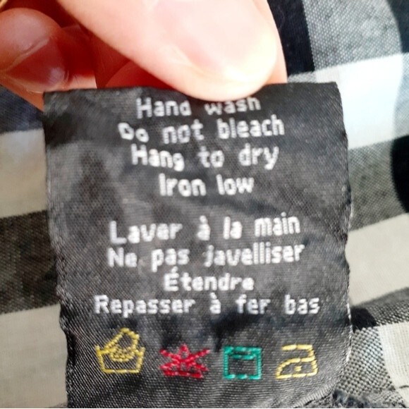 Coupe Collection Black and White Plaid Button Shirt Tie Waist Size Medium - Picture 13 of 15